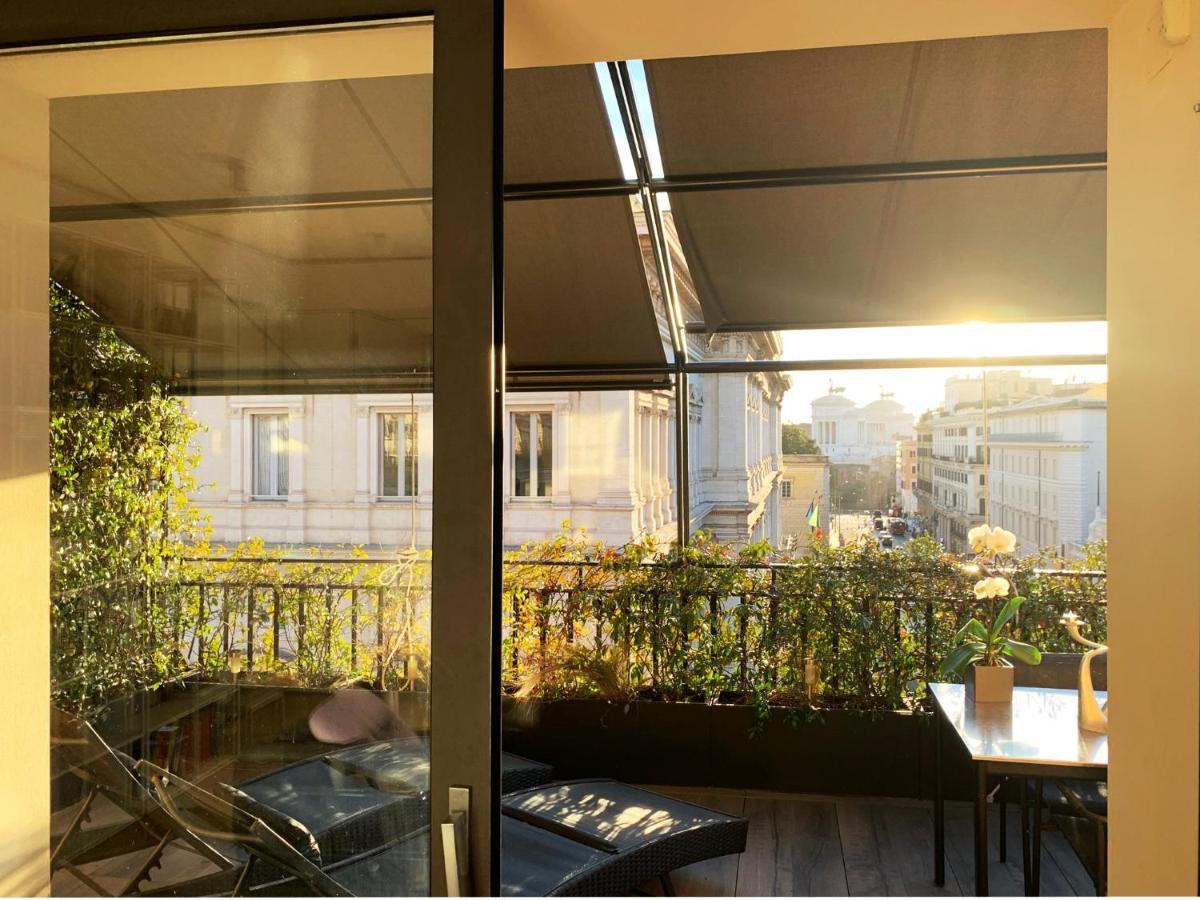 Casa Terrazza Colosseo โรม ภายนอก รูปภาพ