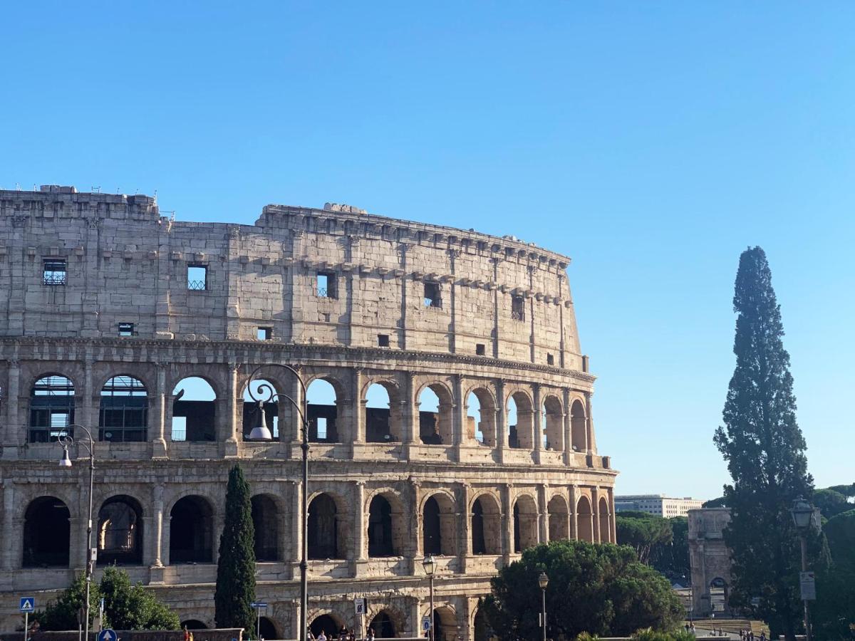 Casa Terrazza Colosseo โรม ภายนอก รูปภาพ
