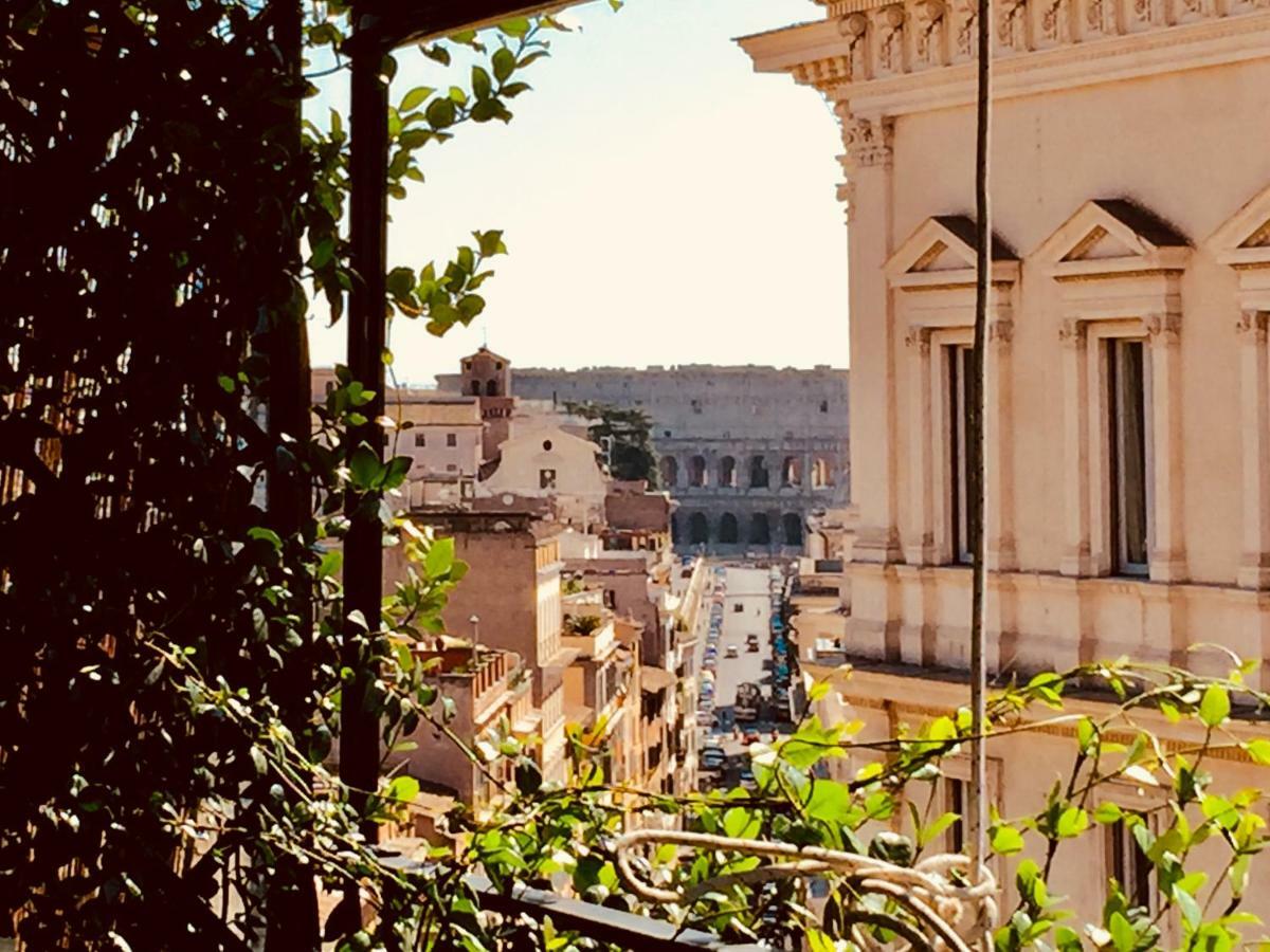 Casa Terrazza Colosseo โรม ภายนอก รูปภาพ