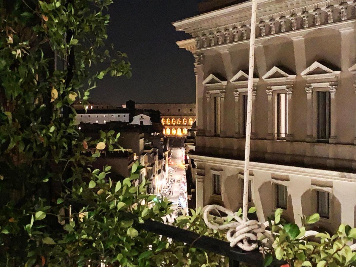 Casa Terrazza Colosseo โรม ภายนอก รูปภาพ